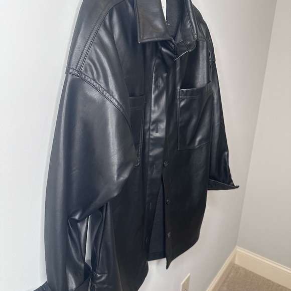 NWT Celebrity Pink Black Pleather Shacket Size XS - Picture 4 of 7